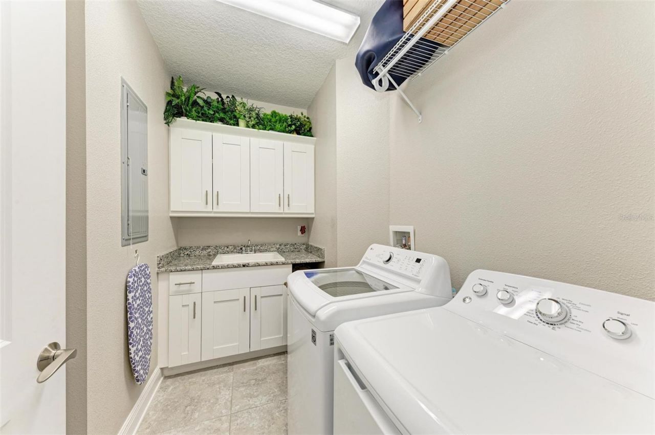 3412 79th Street Circle W, Unit 202, Bradenton, FL 34209 Photo