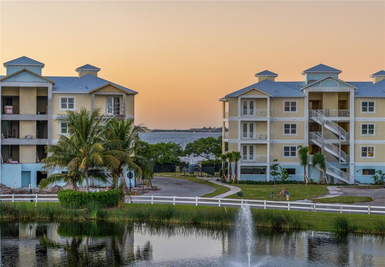 3412 79th Street Circle W, Unit 202, Bradenton, FL 34209 Photo