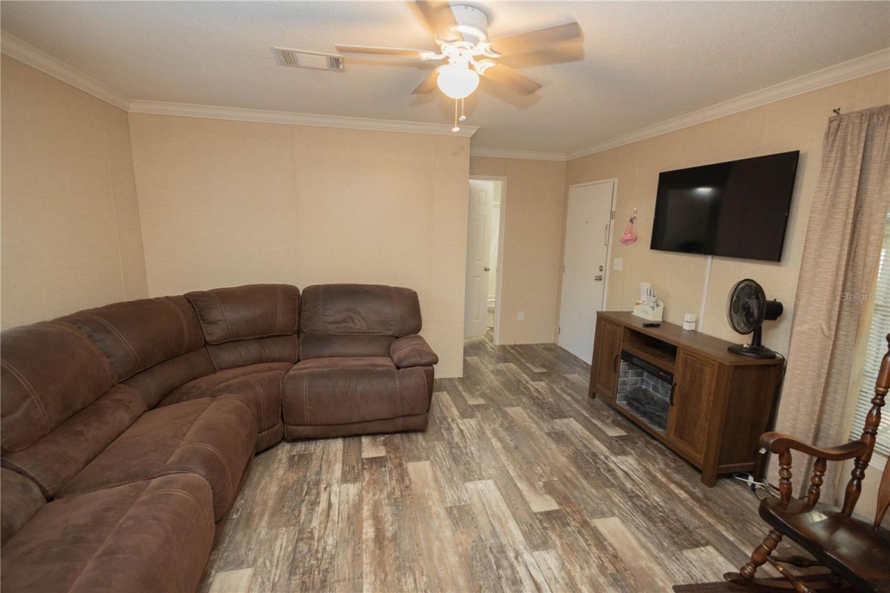 396 NE Beverly Hills Drive, Mayo, FL 32066 Photo