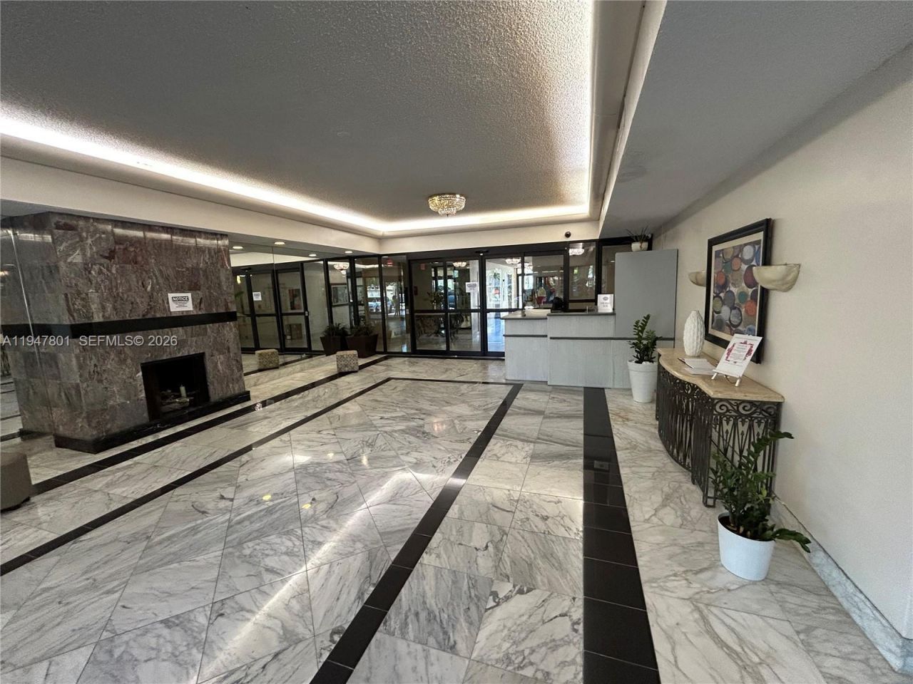 800 NE 195th St , Unit 409, Miami, FL 33179 Photo