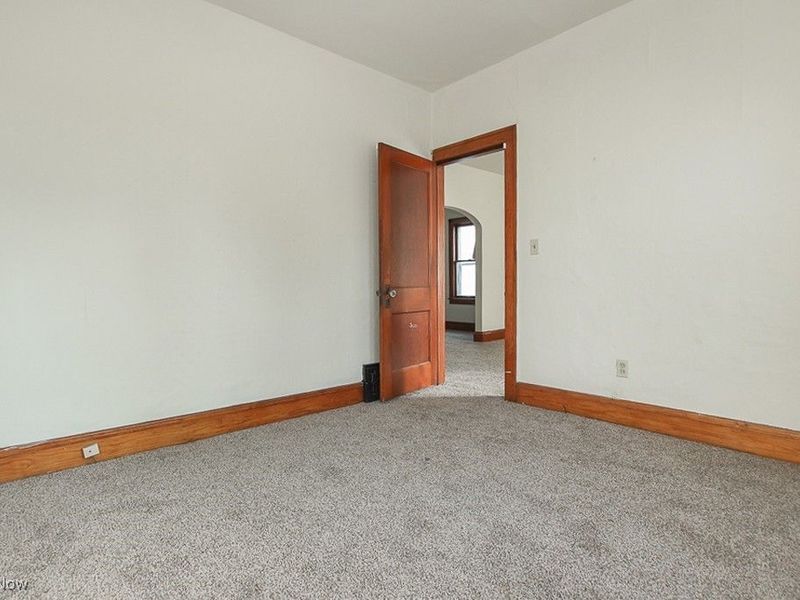 1101 E 66th Street, Cleveland, OH 44103 Photo 13