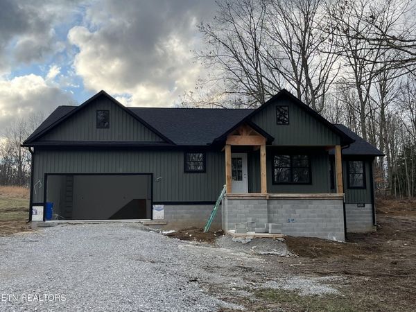 214 Georgee Rd, Jamestown, TN 38556