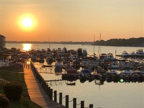 18789 Vineyard Point Lane, Cornelius, NC 28031