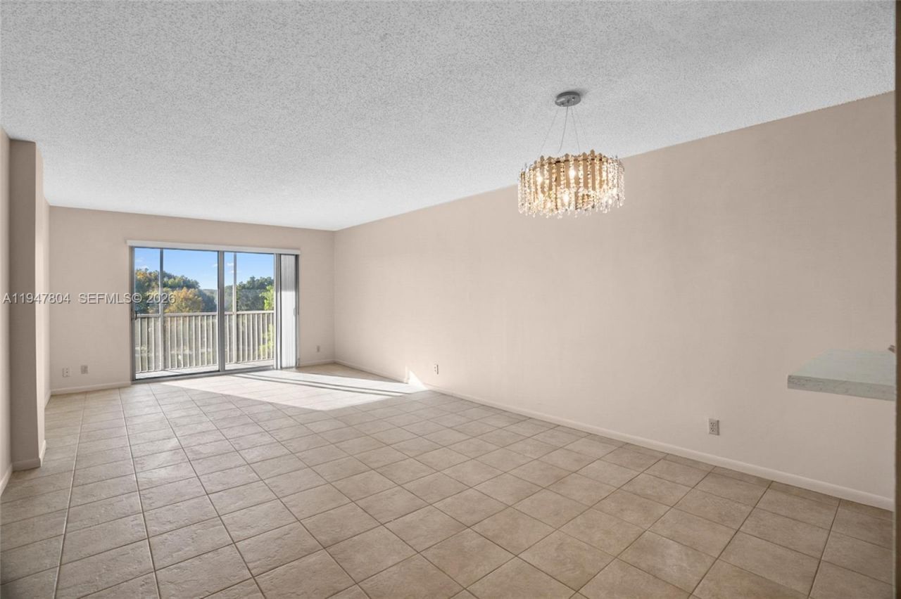 1100 NW 87th Ave, Unit 506, Coral Springs, FL 33071 Photo