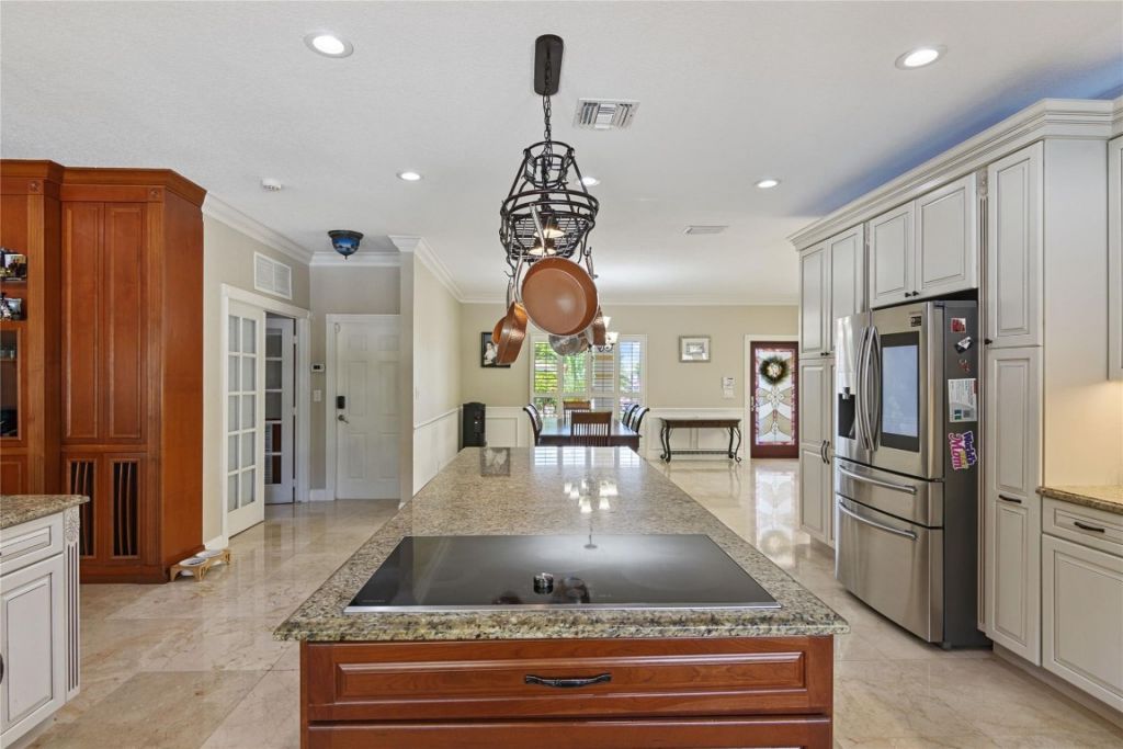 16686 Golfview Drive, Weston, FL 33326 Photo