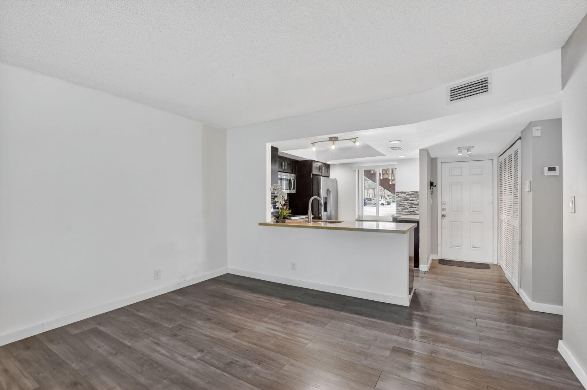 9220 SW 3rd Street, Unit 907, Boca Raton, FL 33428 Photo