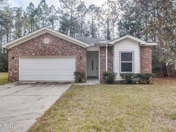 6085 W Bolivar Street, Bay Saint Louis, MS 39520