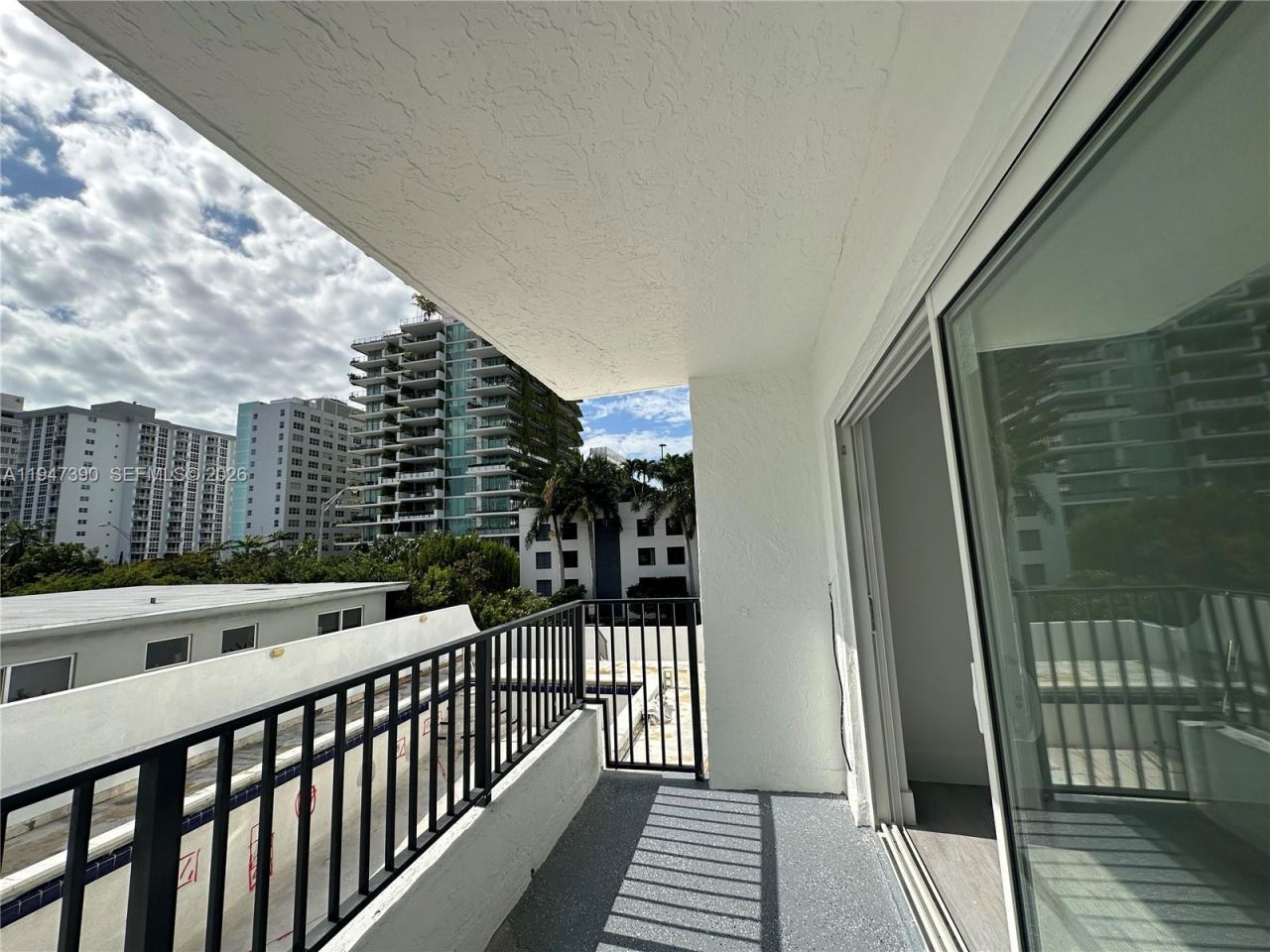 1345 West Ave, Unit 303, Miami Beach, FL 33139 Photo
