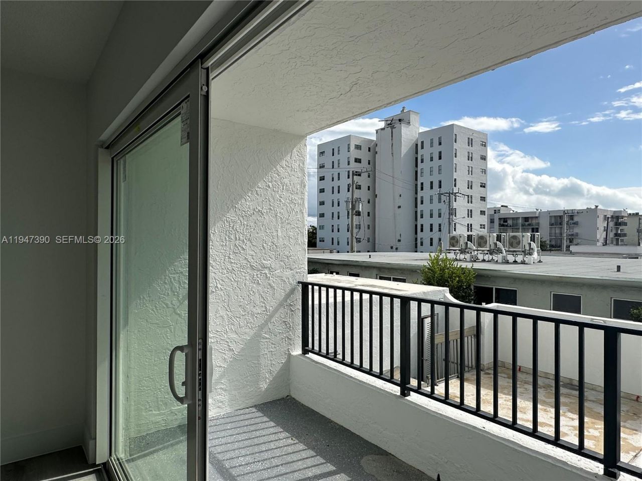 1345 West Ave, Unit 303, Miami Beach, FL 33139 Photo