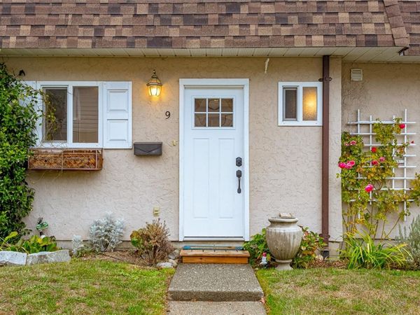 7675 East Saanich Rd, Unit 9, Central Saanich, BC V8M 1L9