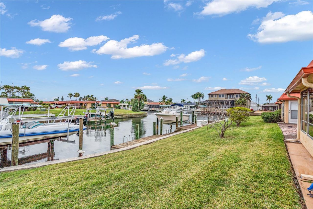 3866 Catalina Drive, Bradenton, FL 34210 Photo