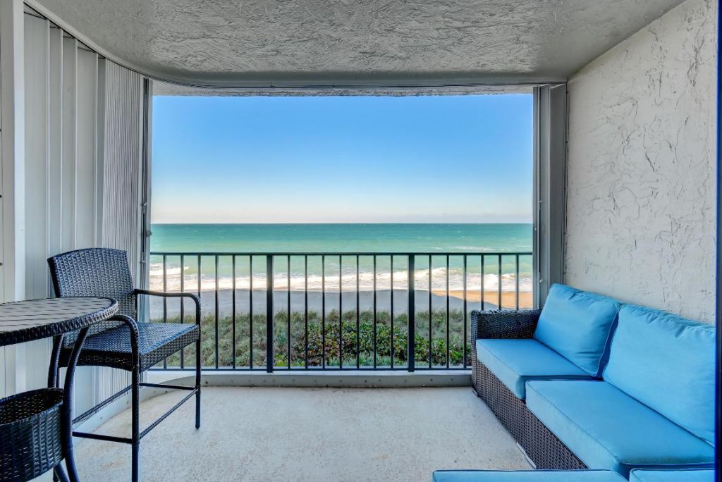 9490 S Ocean Drive, Unit 412, Jensen Beach, FL 34957 Photo