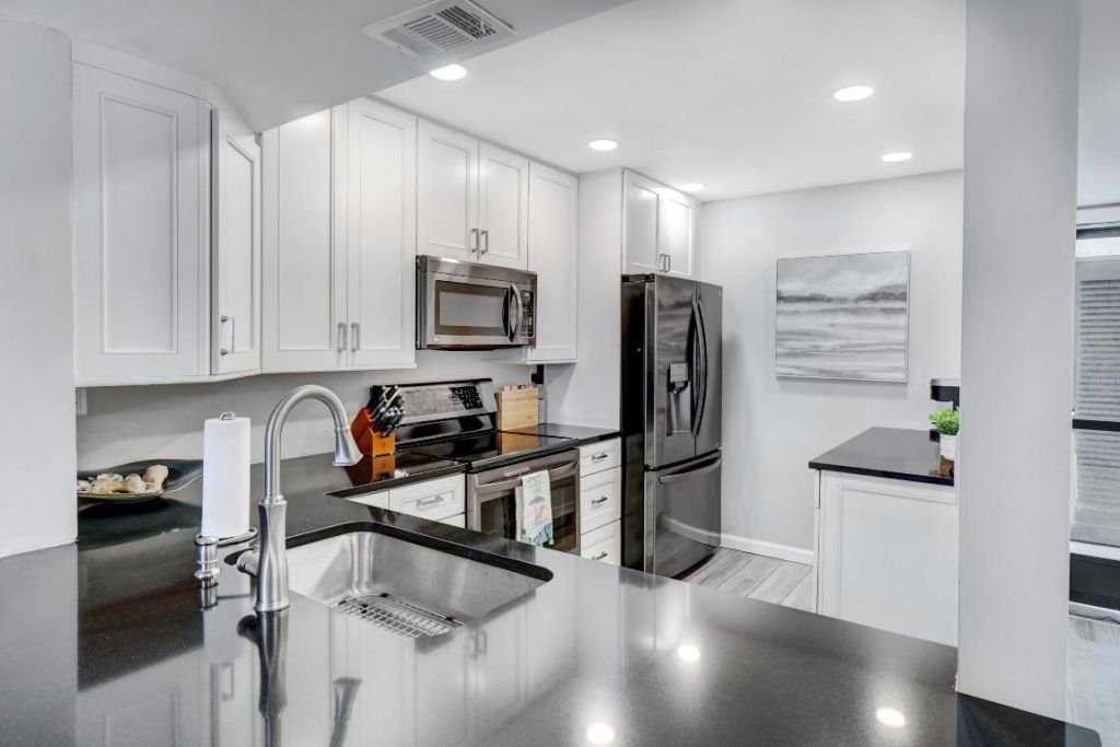 9490 S Ocean Drive, Unit 412, Jensen Beach, FL 34957 Photo