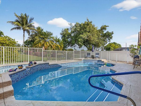 11270 Clover Leaf Circle, Boca Raton, FL 33428