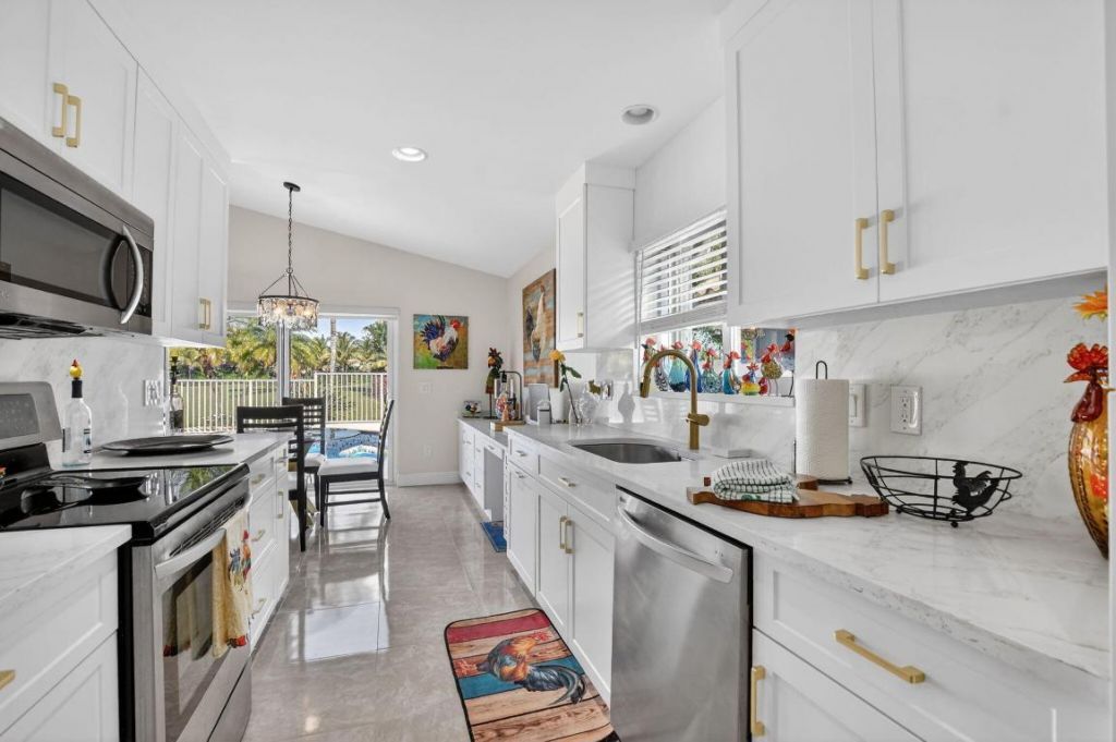 11270 Clover Leaf Circle, Boca Raton, FL 33428 Photo