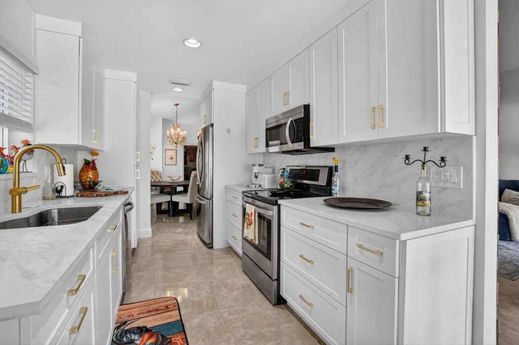 11270 Clover Leaf Circle, Boca Raton, FL 33428 Photo