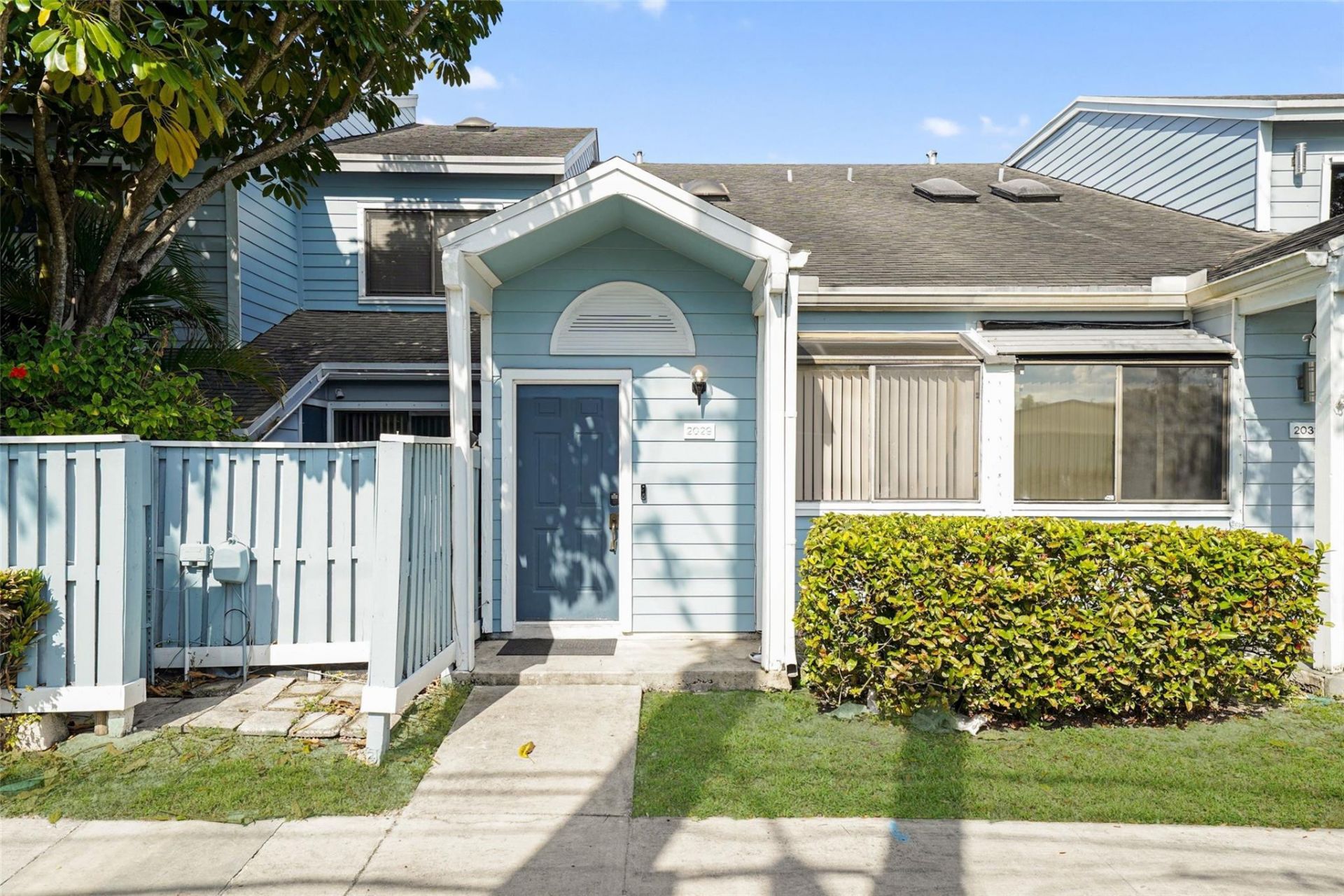 2029 Winners Circle, Unit 2029, North Lauderdale, FL 33068 Main Photo