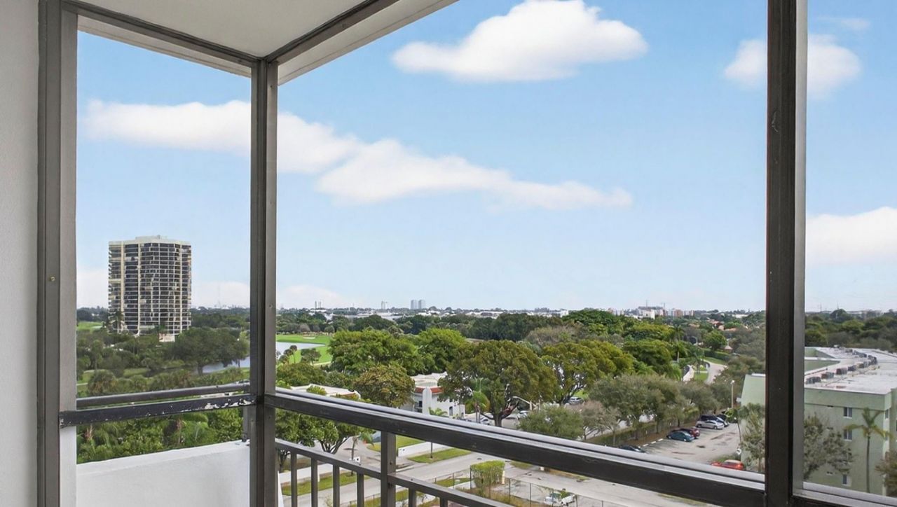 1500 Presidential Way, Unit 805, West Palm Beach, FL 33401 Photo