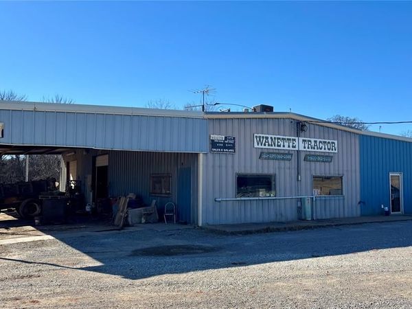 32985 Highway 39 Highway, Wanette, OK 74878