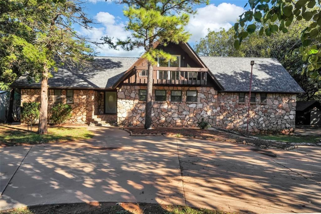 10281 N 2422 Circle, Weatherford, OK 73096 Main Photo