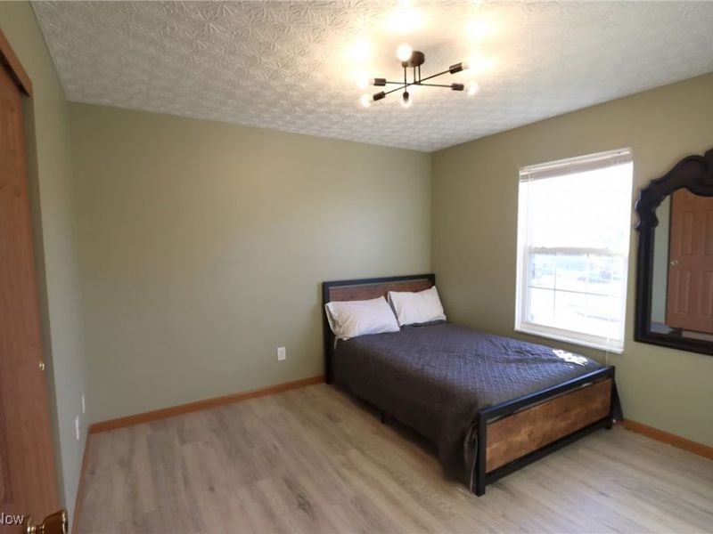 1088 Amherst Boulevard, London, OH 43140 Photo 17