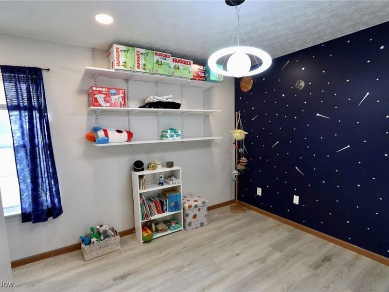 1088 Amherst Boulevard, London, OH 43140 Photo 18