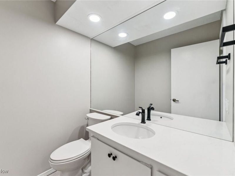 32693 Bridgestone Drive, North Ridgeville, OH 44039 Photo 15