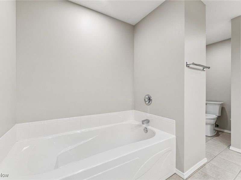 32693 Bridgestone Drive, North Ridgeville, OH 44039 Photo 26