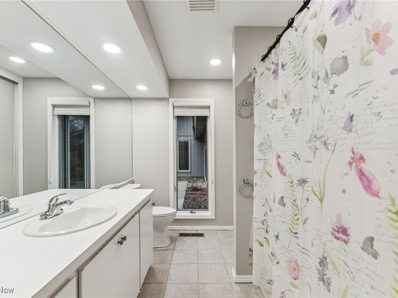 32693 Bridgestone Drive, North Ridgeville, OH 44039 Photo 30