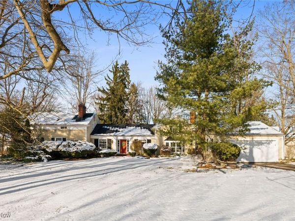 123 S Chillicothe Road, Aurora, OH 44202