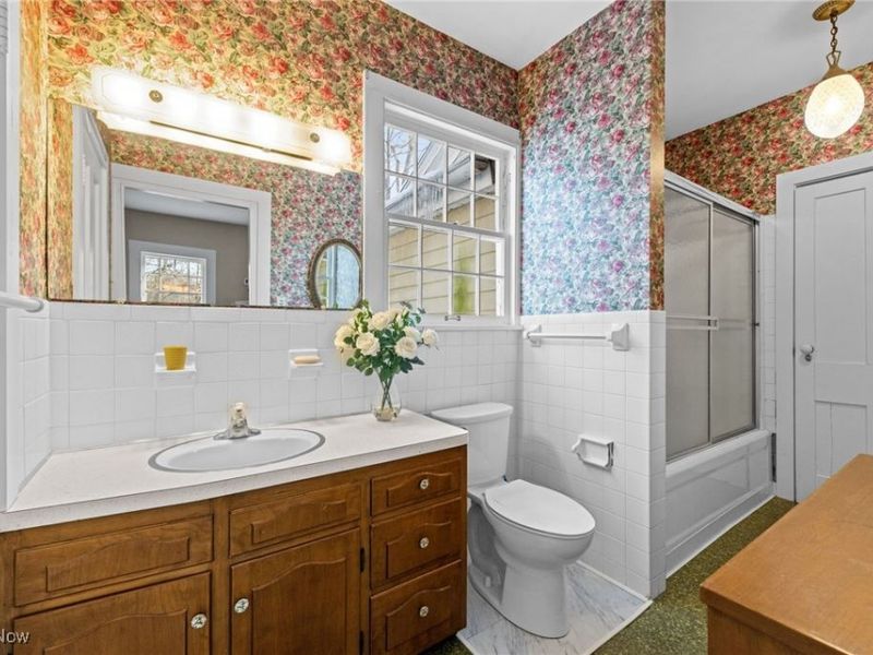 123 S Chillicothe Road, Aurora, OH 44202 Photo 6