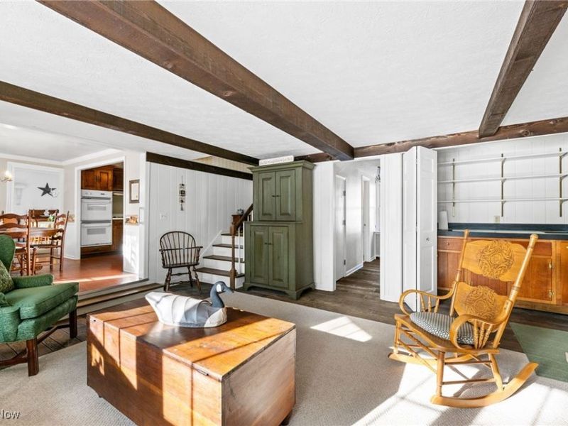 123 S Chillicothe Road, Aurora, OH 44202 Photo 9