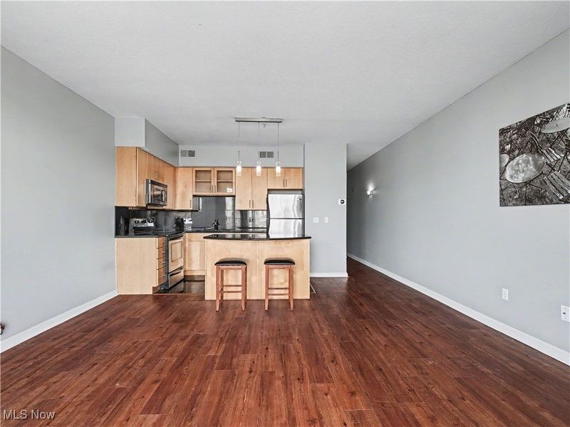 1237 Washington Avenue, Unit 410, Cleveland, OH 44113 Photo 11