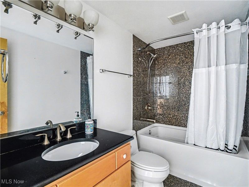 1237 Washington Avenue, Unit 804, Cleveland, OH 44113 Photo 32