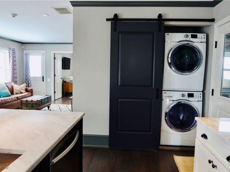 2231 W 10th Street, Unit 2, Cleveland, OH 44113 Photo 12