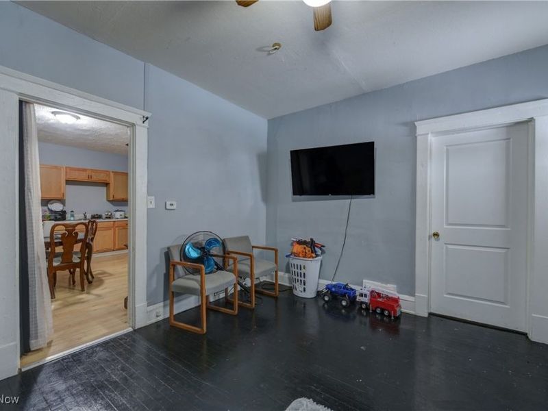 13105 Carrington Avenue, Cleveland, OH 44135 Photo 12