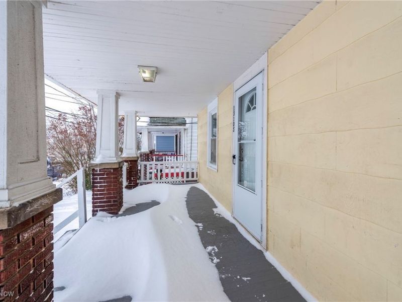 13105 Carrington Avenue, Cleveland, OH 44135 Photo 3