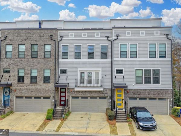 2083 Holtz Lane NW, Atlanta, GA 30318