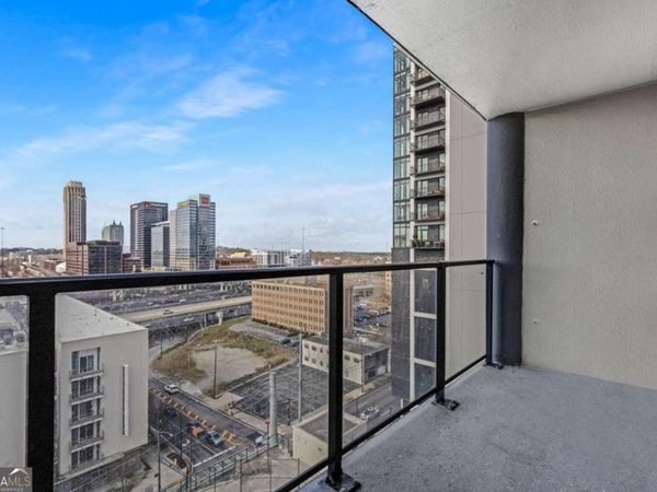 1280 SW 1280 West Peachtree Street SW, Unit 1205, Atlanta, GA 30309