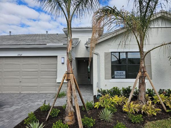 13509 SW Brightside Way, Port Saint Lucie, FL 34987