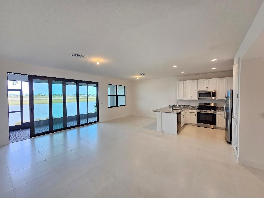 13509 SW Brightside Way, Port Saint Lucie, FL 34987 Photo