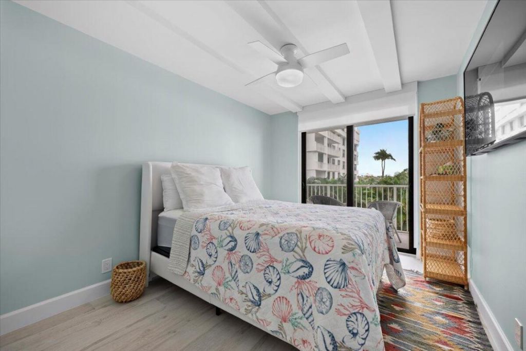 2860 S Ocean Boulevard, Unit 201, Palm Beach, FL 33480 Photo