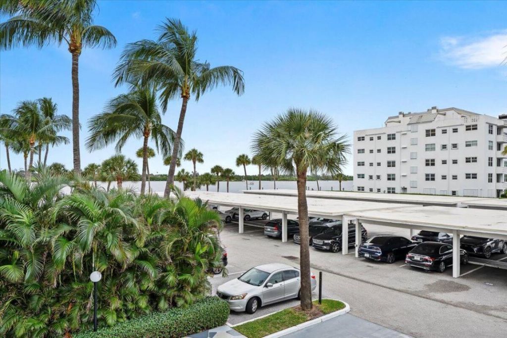 2860 S Ocean Boulevard, Unit 201, Palm Beach, FL 33480 Photo