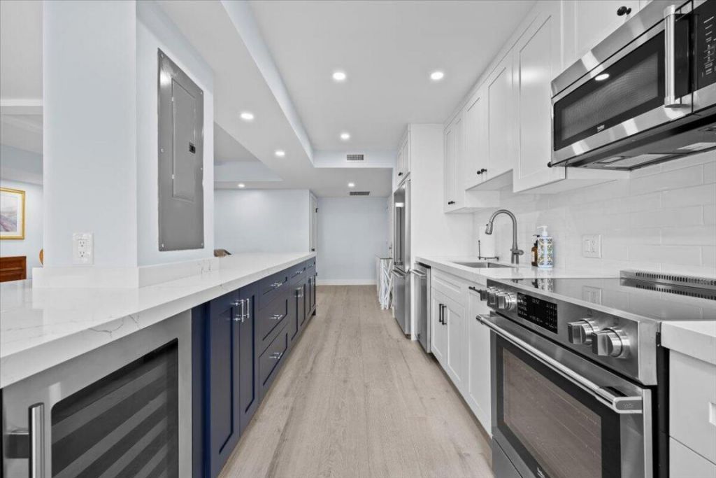 2860 S Ocean Boulevard, Unit 201, Palm Beach, FL 33480 Photo