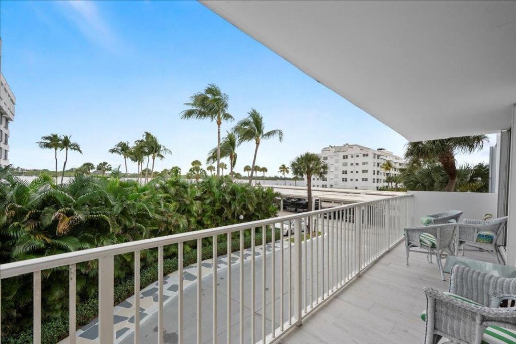 2860 S Ocean Boulevard, Unit 201, Palm Beach, FL 33480 Photo