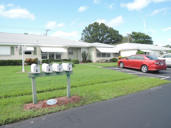 115 Lakes End Drive, Unit Apt D, Fort Pierce, FL 34982