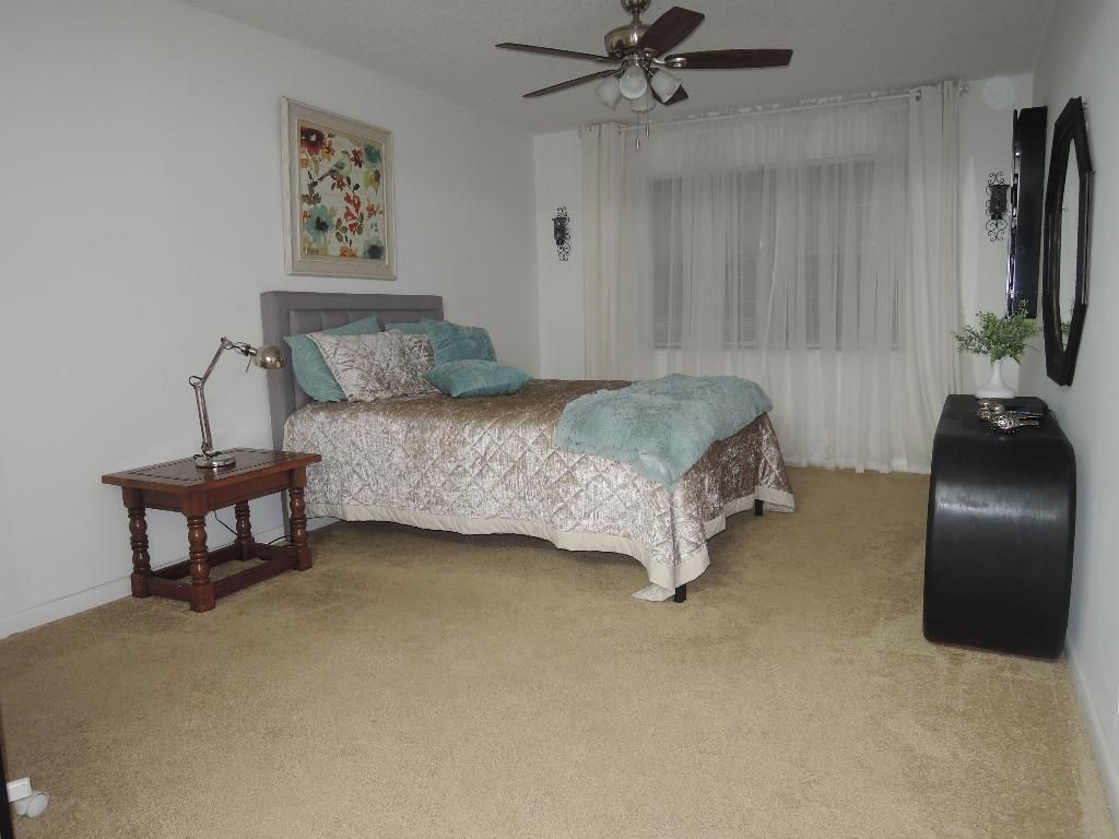 115 Lakes End Drive, Unit Apt D, Fort Pierce, FL 34982 Photo