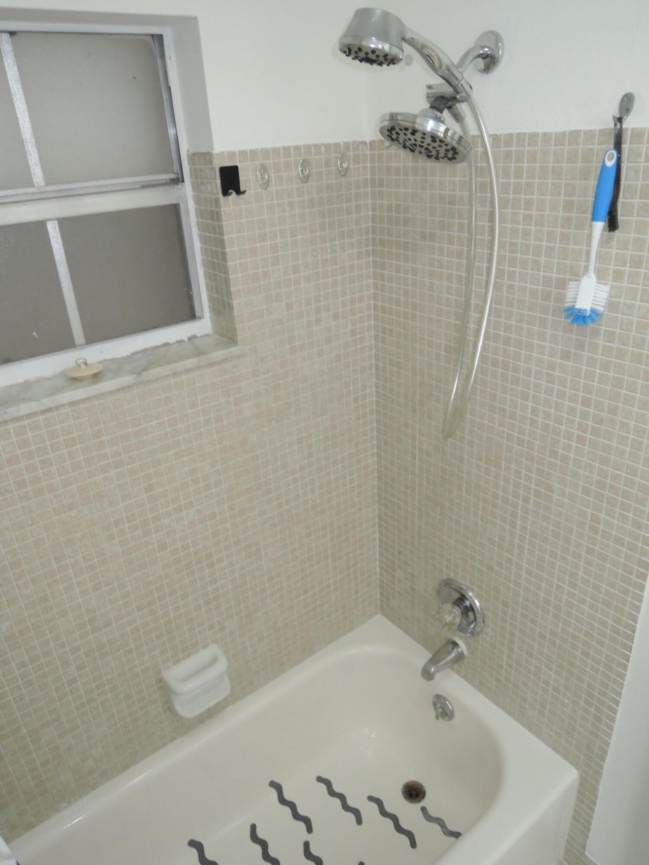 115 Lakes End Drive, Unit Apt D, Fort Pierce, FL 34982 Photo