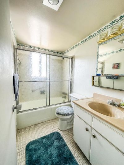 3280 N Lake Osborne Drive, Unit 207, Lake Worth Beach, FL 33461 Photo