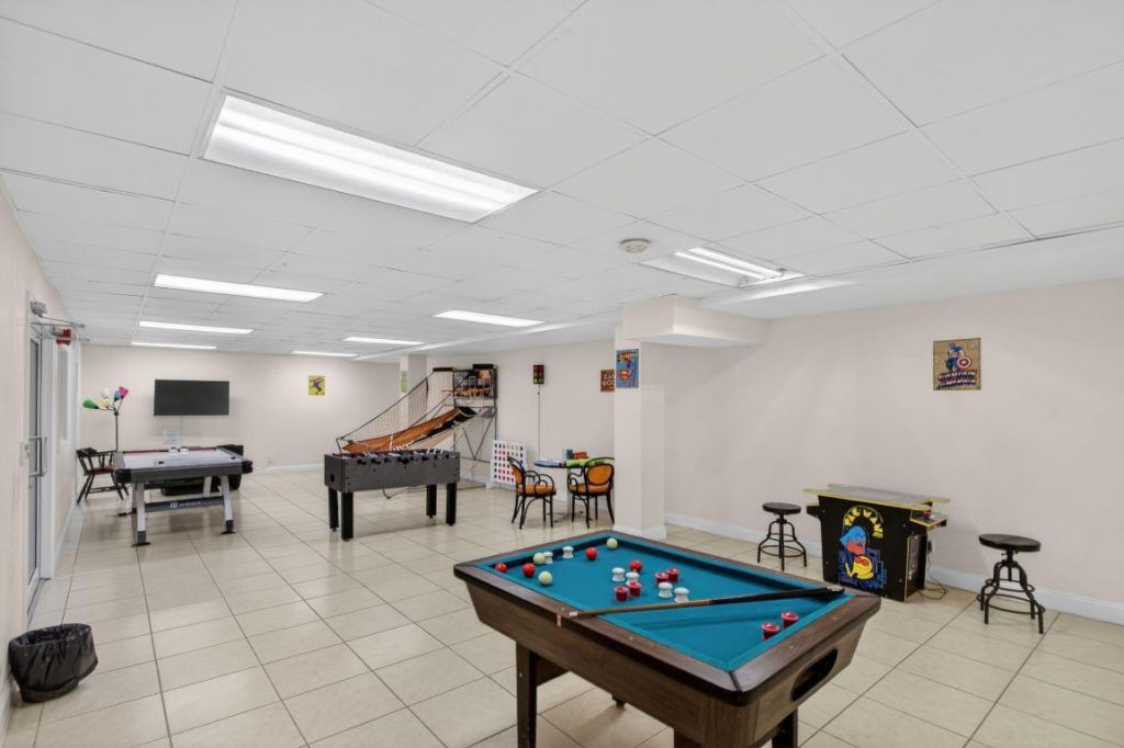 111 Briny Avenue, Unit 24-07, Pompano Beach, FL 33062 Photo